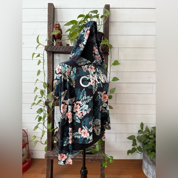 Calvin Klein Performance Floral Top - Teal with Pink Accents - Picture 11 of 17